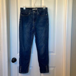 Levi 311 Shaping Skinny Jean